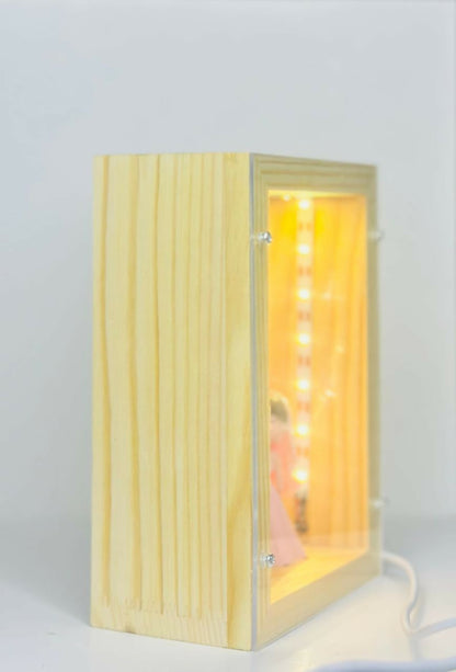 3D Romantic Couple Figurine Shadow Box with LED Lights and photoframe